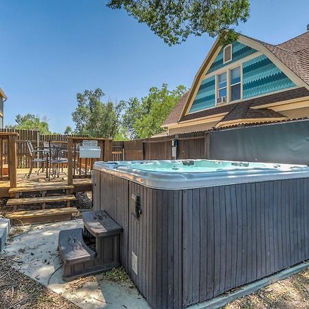 Villa The Vibrant Victorian Hot Tub & Fire Pit In Occ Colorado Springs Esterno foto