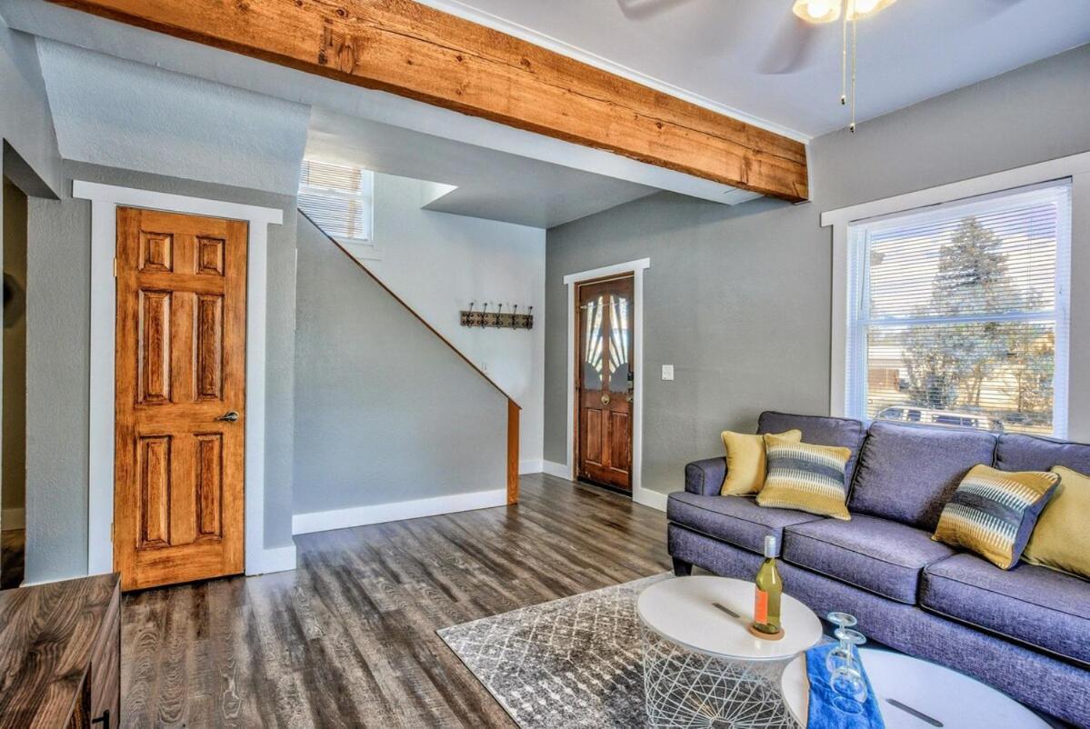 Villa The Vibrant Victorian Hot Tub & Fire Pit In Occ Colorado Springs Esterno foto