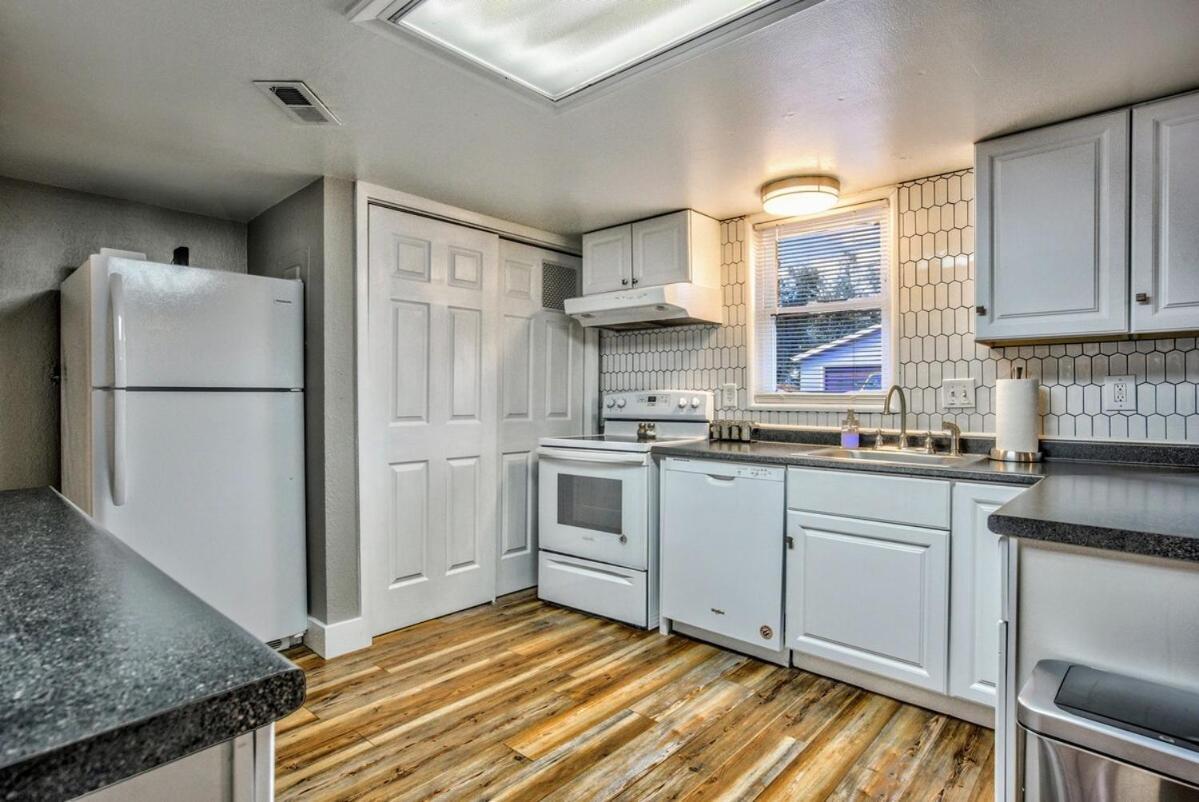 Villa The Vibrant Victorian Hot Tub & Fire Pit In Occ Colorado Springs Esterno foto