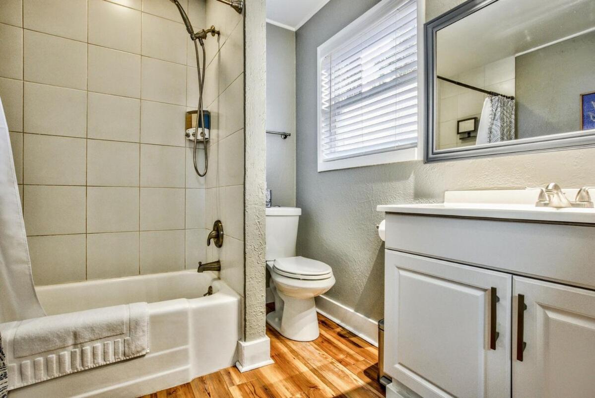 Villa The Vibrant Victorian Hot Tub & Fire Pit In Occ Colorado Springs Esterno foto
