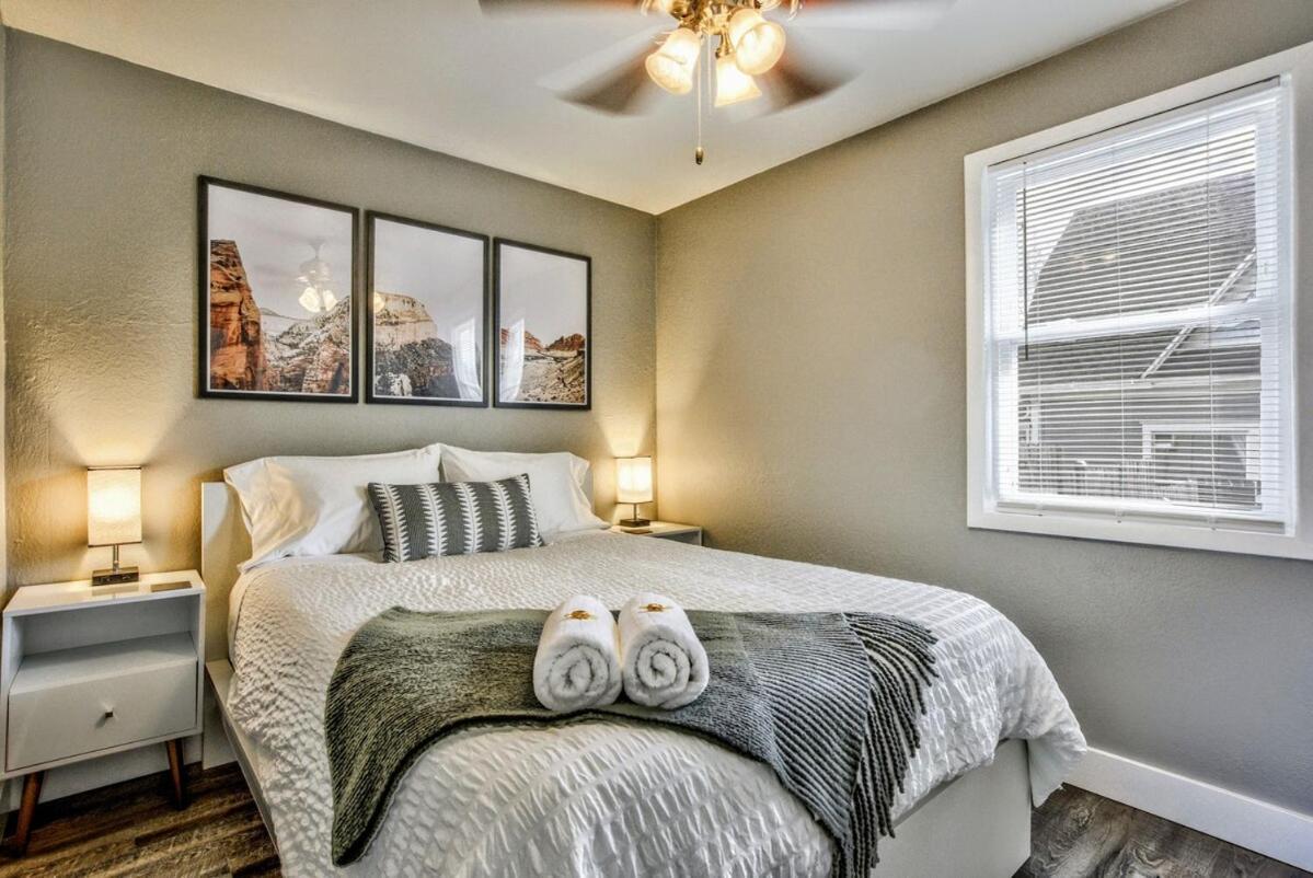Villa The Vibrant Victorian Hot Tub & Fire Pit In Occ Colorado Springs Esterno foto