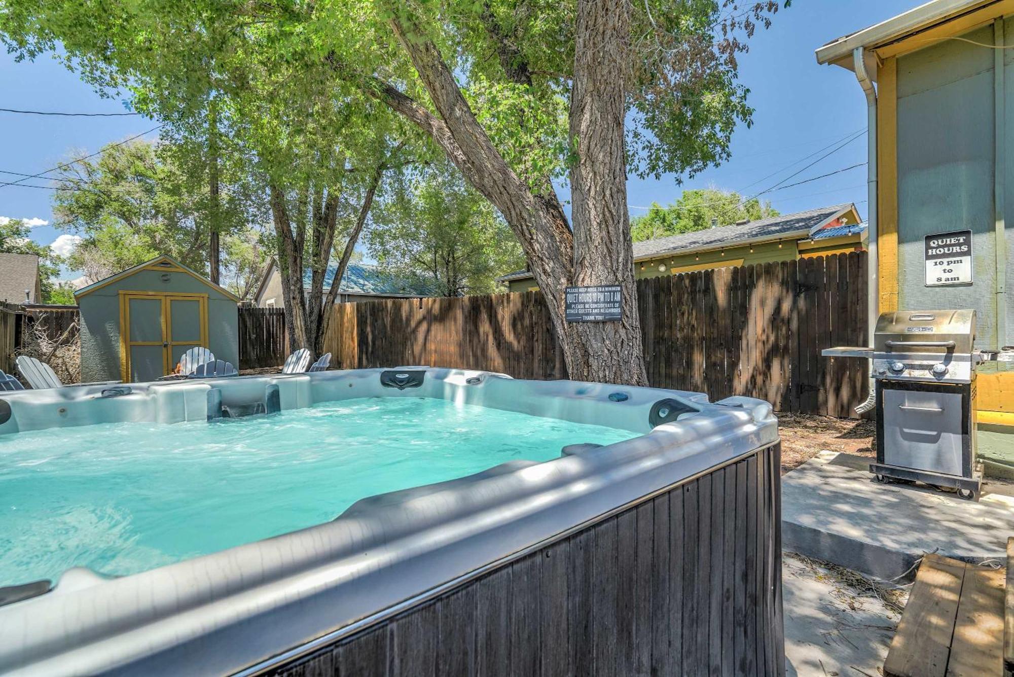 Villa The Vibrant Victorian Hot Tub & Fire Pit In Occ Colorado Springs Esterno foto